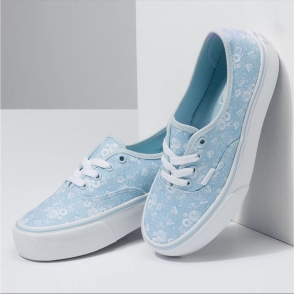 Vans Authentic Platform 2.0 Tonal Floral Canvas Sneaker‎ Size 6.5 Women - Picture 1 of 12